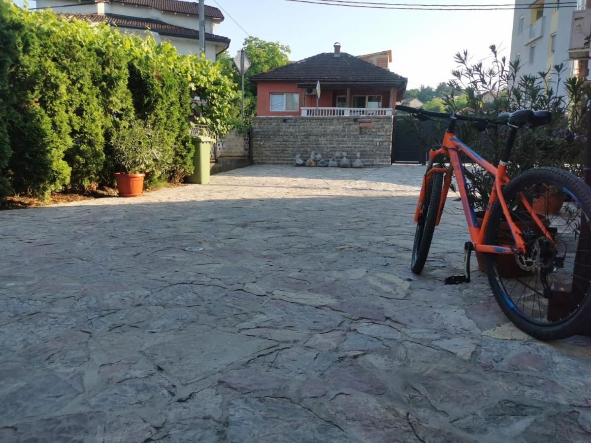 מלון Bihać House Leyla מראה חיצוני תמונה